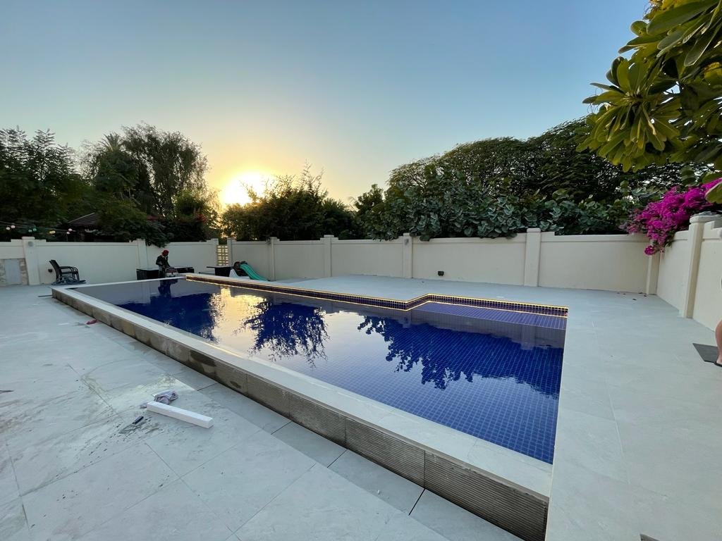 Jumeirah Park — Pool, BBQ, Lights