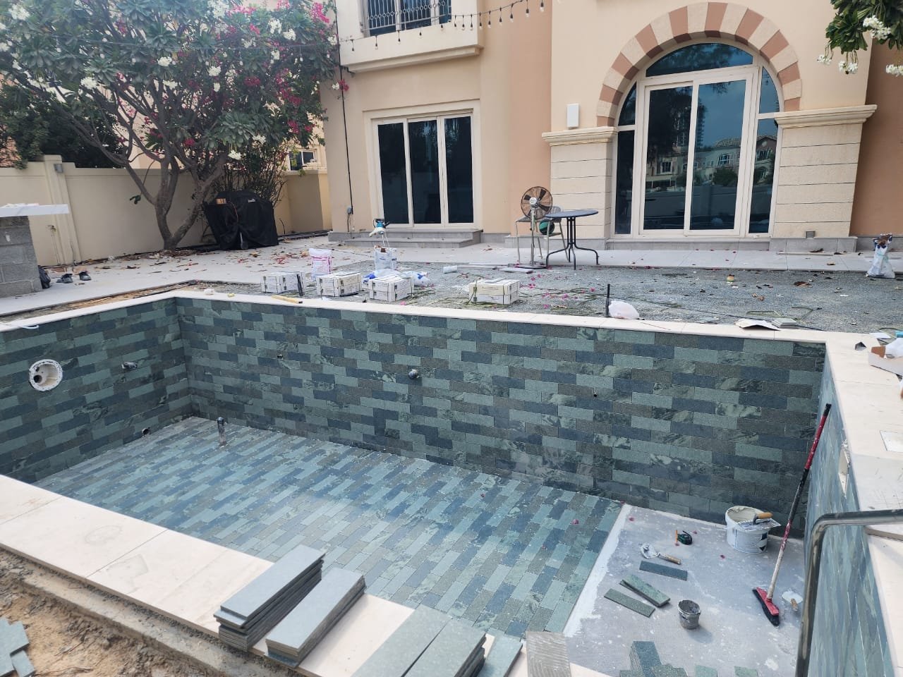 Victory Heights — Pool, Sukabumi Tiles